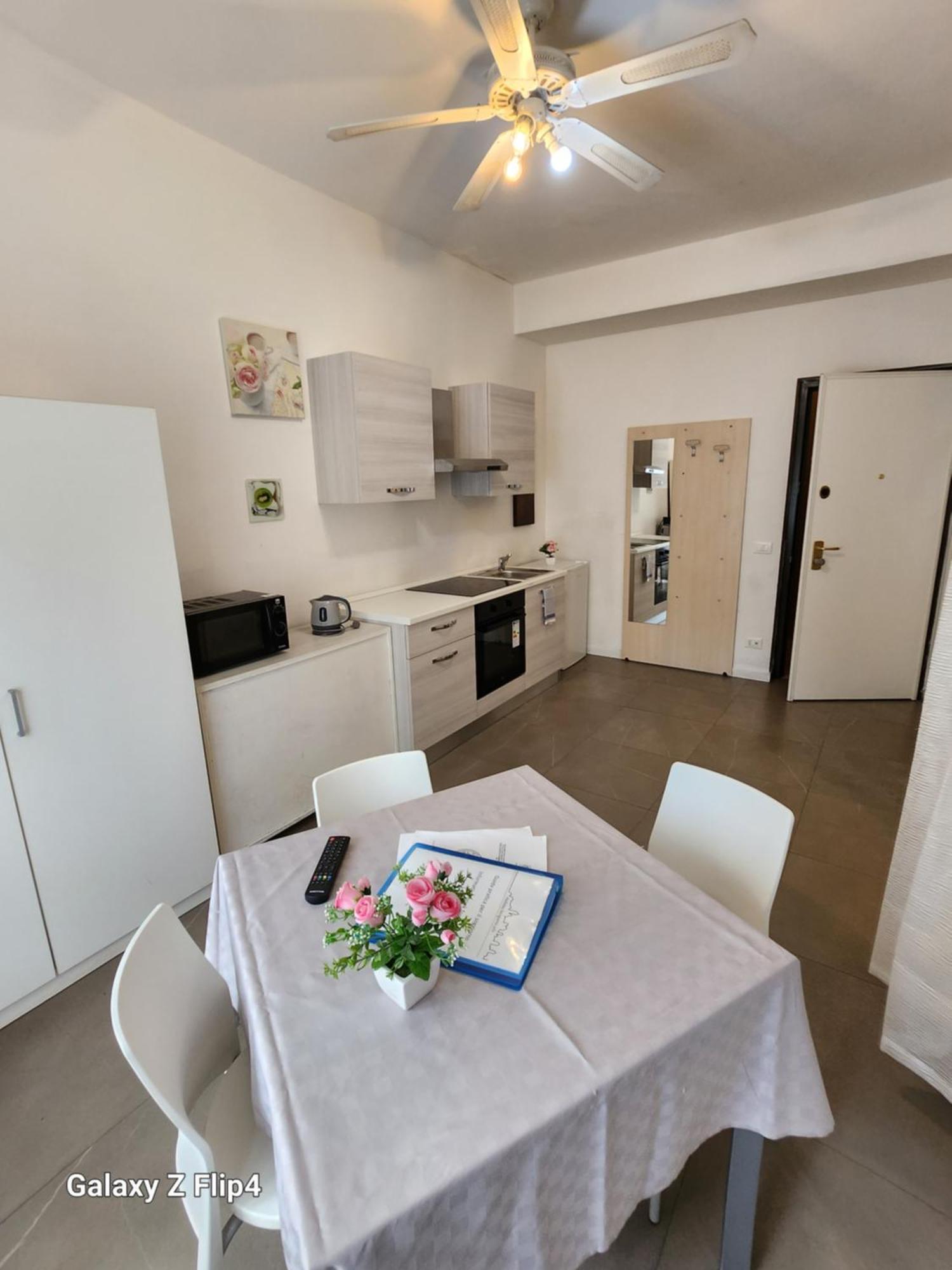 Hb Appartamenti In Centro Bergame Extérieur photo